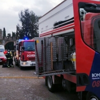 Amplio dispositivo en un incendio de vivienda en Llerena (Badajoz)