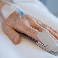 Nueva Ley de eutanasia: quién puede pedirla, formación de sanitarios y otras dudas