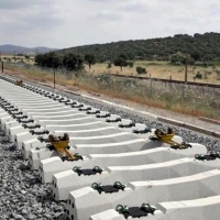 Adjudican la electrificación de otros 103 kilómetros de la Alta Velocidad Madrid-Extremadura