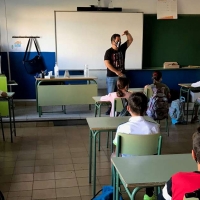 Alumnos de 23 aulas extremeñas permanecen en cuarentena