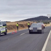 Una joven da positivo en alcohol y drogas tras sufrir un accidente en una carretera extremeña
