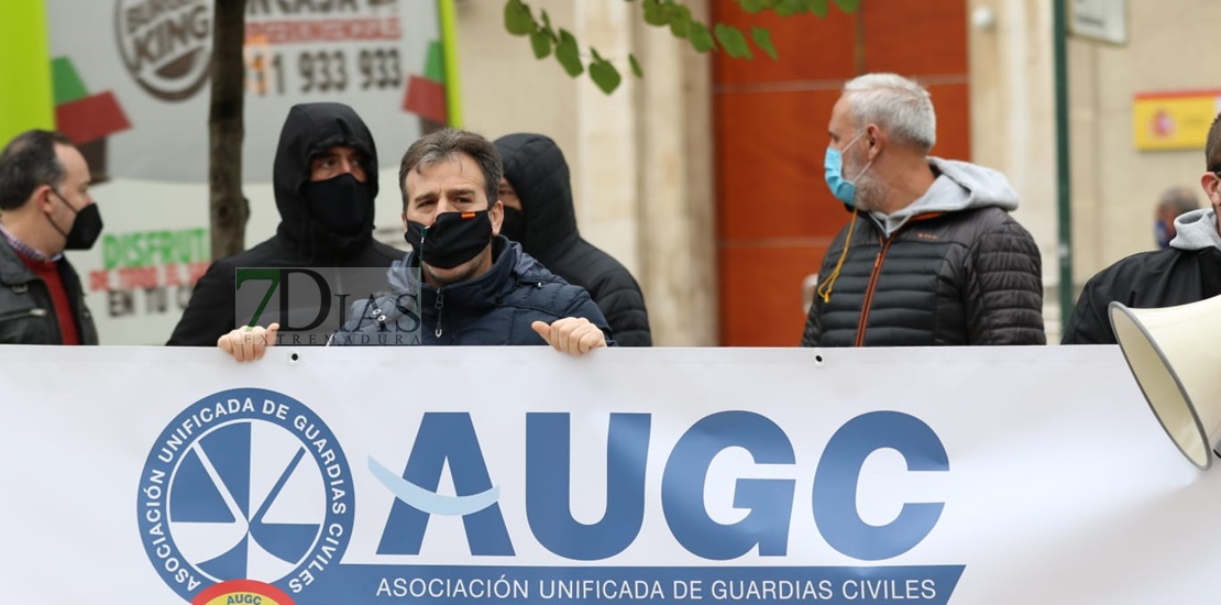 AUGC:&quot; En España y tras 42 años, los Guardias Civiles siguen siendo ciudadanos de segunda&quot;