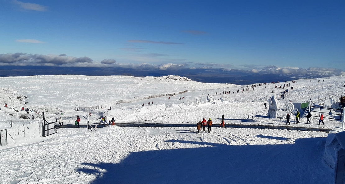 La estación de esquí La Covatilla abre temporada el Día de Reyes