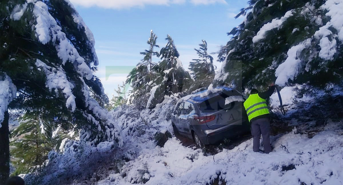 Pierde el control de su vehículo y se accidentan en la Sierra de las Villuercas (Cáceres)