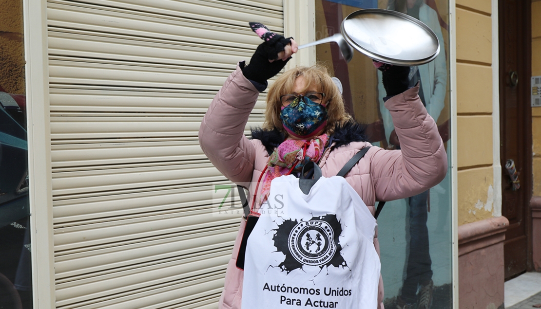 El pequeño comercio exige ayudas efectivas