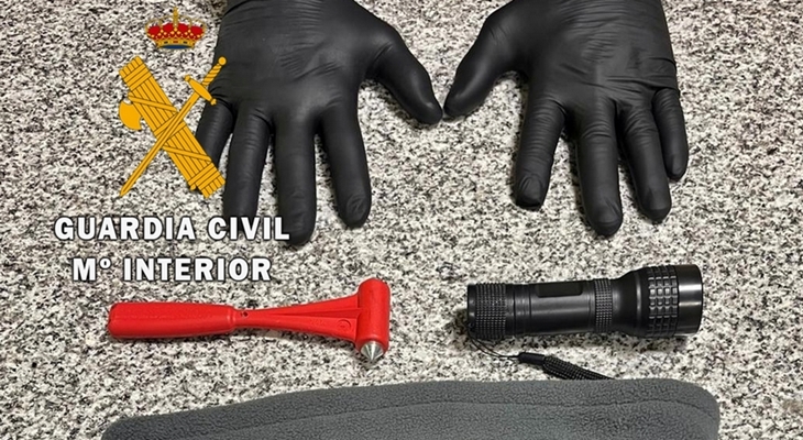 Detenido por robar y dañar vehículos estacionados en Salvaleón