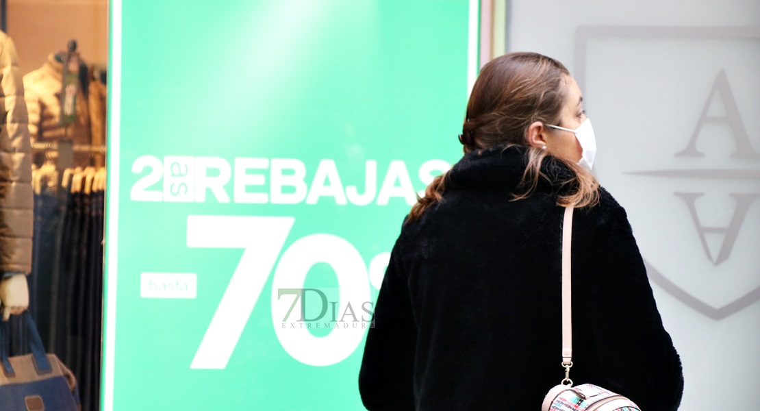 REPOR: El corazón de Badajoz vuelve a llenarse de vida gracias a la apertura del comercio