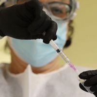 Extremadura ha administrado más de 36.000 dosis de la vacuna y 507 personas han rechazo ponérsela