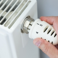 El mes de enero cierra con una subida de la electricidad del 17%