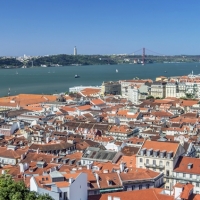 Portugal vuelve al confinamiento estricto tras alcanzar el máximo de casos