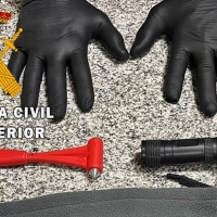 Detenido por robar en el interior de vehículos estacionados en Salvaleón