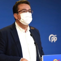 PP: “Vara está más preocupado en presentar mociones de censura que en vacunar a los extremeños”