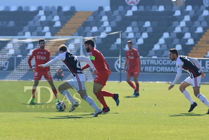 REPOR: Recital de goles y juego en el Nuevo Vivero