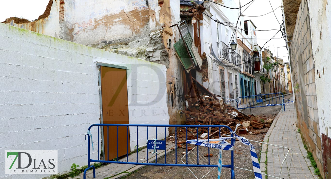 Se derrumba una vivienda en el Casco Antiguo de Badajoz