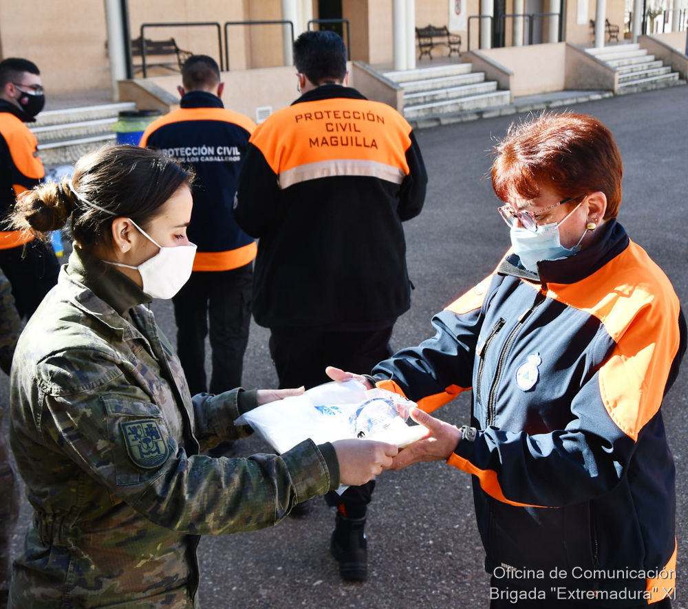 El Ejército forma nuevamente a Protección Civil en materia de descontaminación en Extremadura