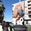 Ambiente en las calles de Badajoz para disfrutar de los homenajes a los carnavaleros