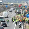 Agricultores extremeños cortan la Autovía A-5 durante horas en defensa del tabaco