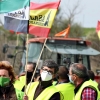 Agricultores extremeños cortan la Autovía A-5 durante horas en defensa del tabaco