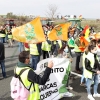 Agricultores extremeños cortan la Autovía A-5 durante horas en defensa del tabaco