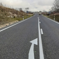 Nuevas marcas viales "experimentales" en carreteras españolas: ¿Para qué sirven?