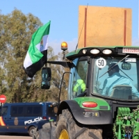 APAG Extremadura apoya la tractorada en defensa del sector tabaquero