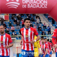 El Don Benito desgasta al Mérida y consigue reparto de puntos