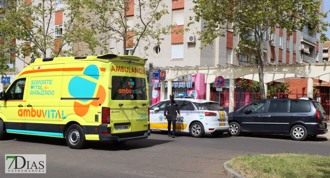 Fallece una persona tras precipitarse desde un piso en Badajoz