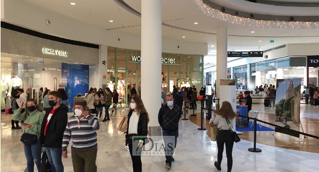 Una cadena cierra su tienda en El Faro y desaparece de Badajoz