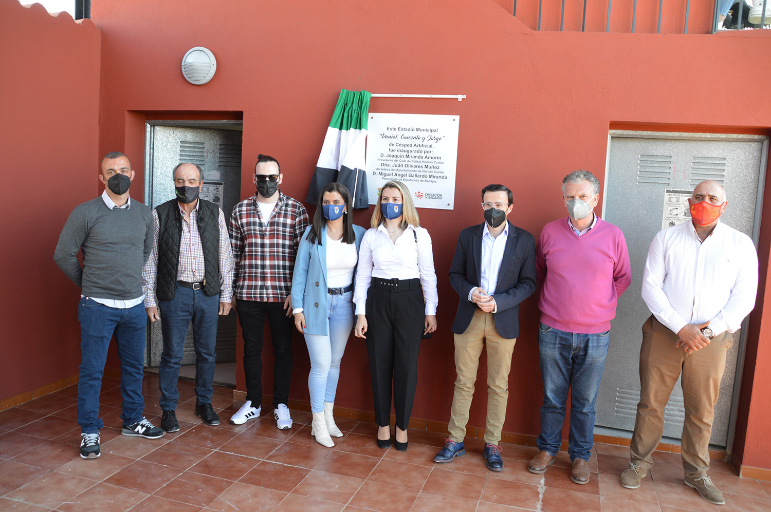 El nuevo campo en Hernán Cortés lleva el nombre de los tres jóvenes fallecidos