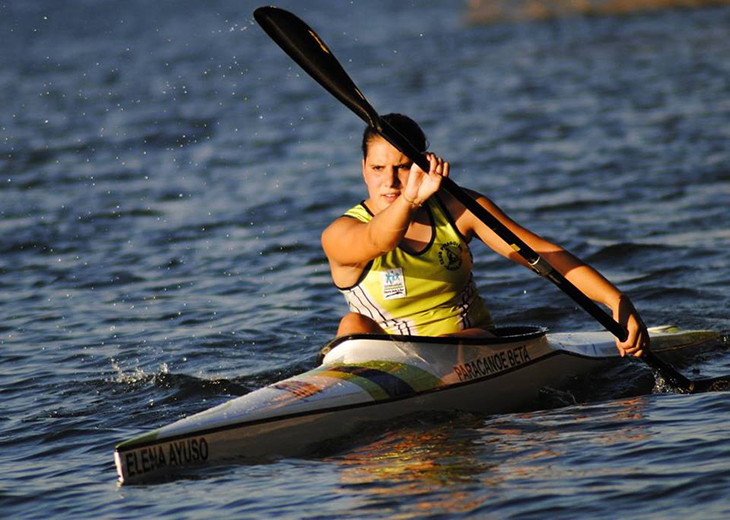 Elena Ayuso retoma la competición con el Club Piragüismo Extremadura inclusivo