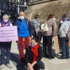 Concentración frente a la Catedral de Badajoz: &quot;Basta ya al silenciamiento de las mujeres en la Iglesia&quot;