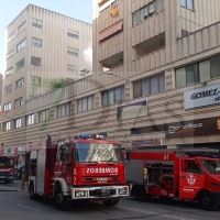 Incendio en la avenida Juan Carlos I de Badajoz