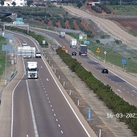 Colisionan un turismo y un camión en la A-66 a su paso por Extremadura