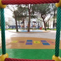 El PSOE pide a Fragoso que “deje de hacer el ridículo con los parques infantiles”