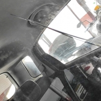 Denuncian el mal estado de las mamparas de protección de los coches de la policía local de Cáceres