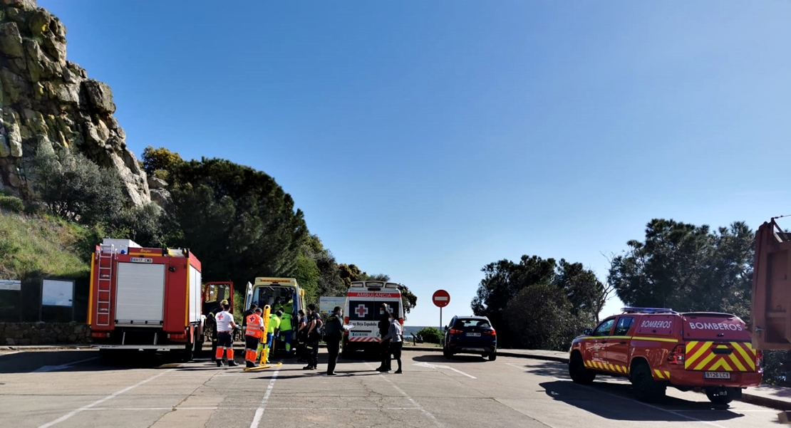 Complicado rescate de un hombre en Alange (Badajoz)
