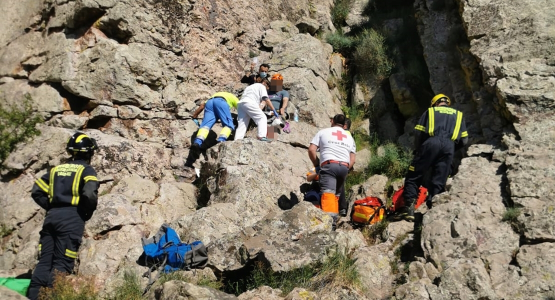 Complicado rescate de un hombre en Alange (Badajoz)