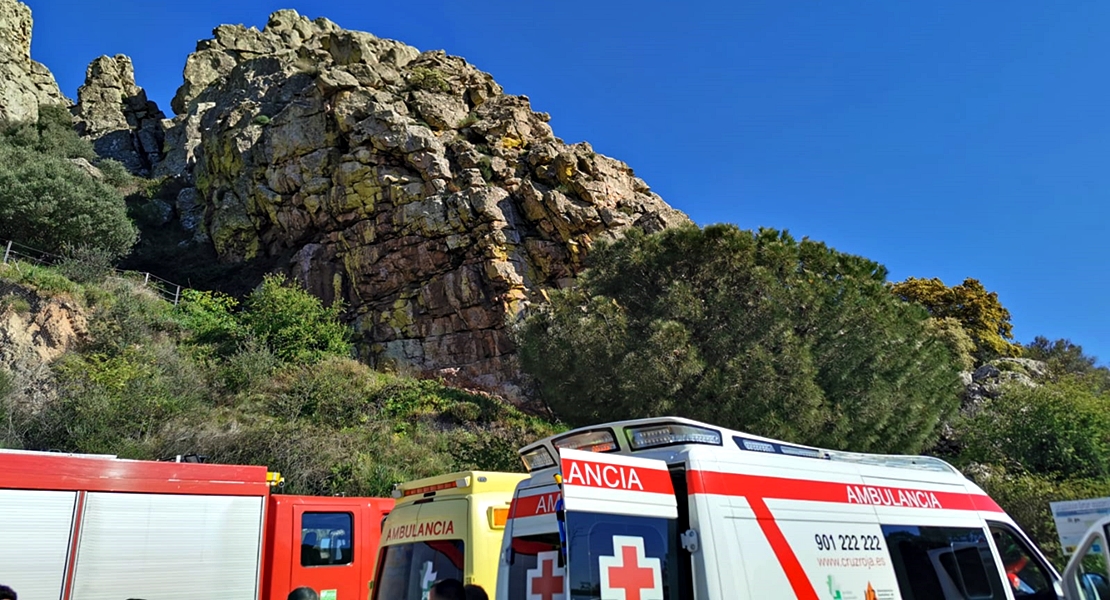 Complicado rescate de un hombre en Alange (Badajoz)