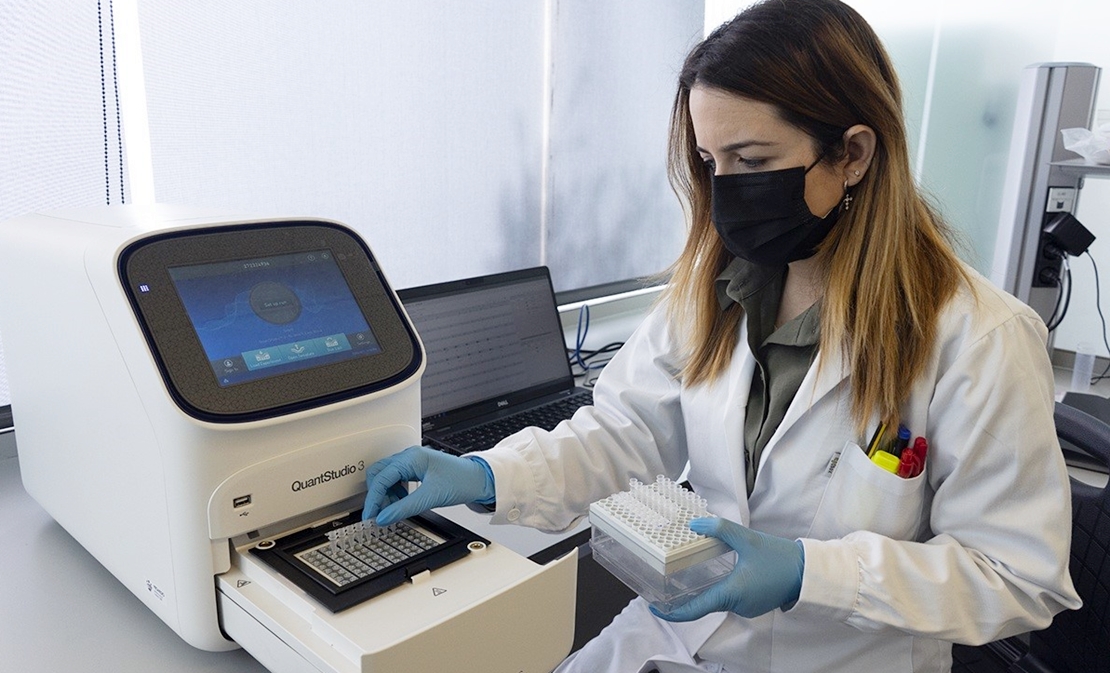 Promedio adquiere un nuevo equipo para detectar rastro de COVID-19 en el agua residual