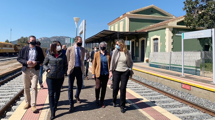 La delegada del Gobierno resalta la mejora de las líneas de ferrocarril convencional en Extremadura