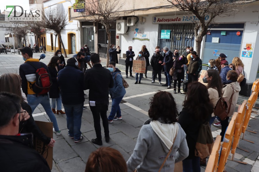 &quot;Lo estamos pasando muy mal, es un injusticia, necesitamos una solución rápida&quot;