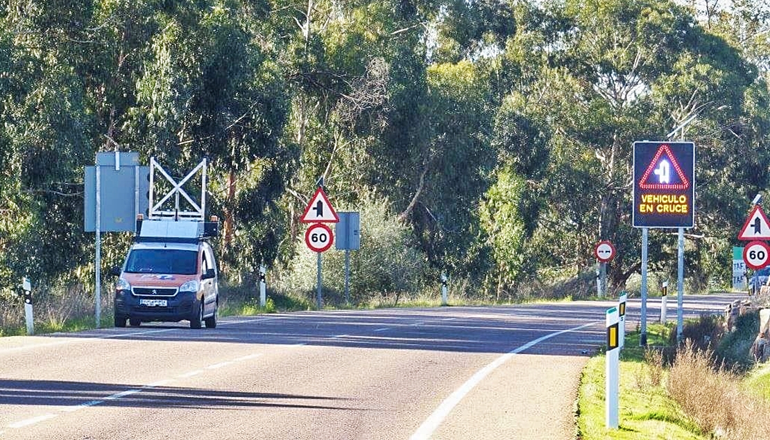 Dos carreteras extremeñas cuentan con tecnología punta para reducir los accidentes de tráfico