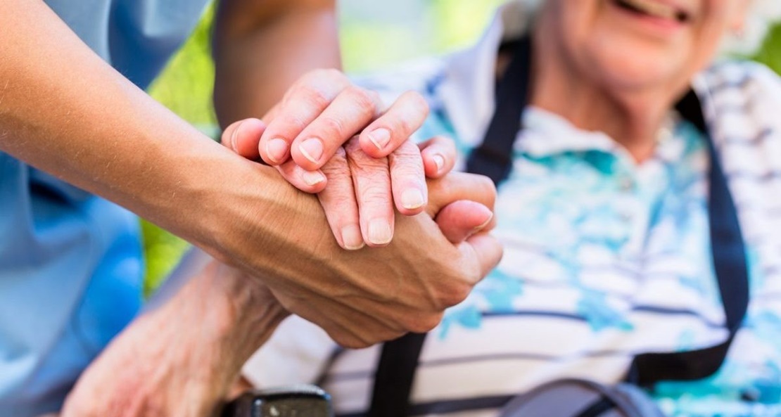 Extremadura acabará de vacunar a las personas mayores de 80 años esta semana