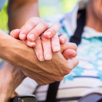 Extremadura acabará de vacunar a las personas mayores de 80 años esta semana