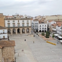 Cáceres y su entorno se unen para promocionar turísticamente sus territorios