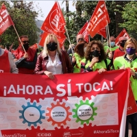 CCOO y UGT se concentran en Badajoz bajo el lema “¡Ahora Sí Toca!”