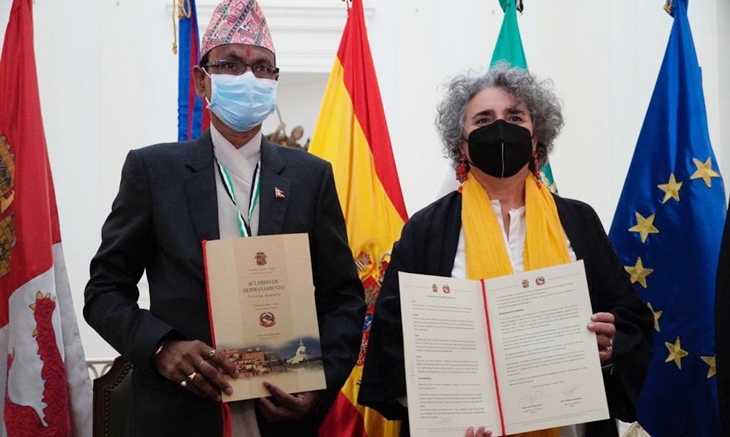 Cáceres y Lumbini rubrican su hermanamiento en un ‘día histórico’