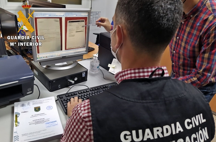 Cinco vecinos de Badajoz detenidos tras estafar a multitud de personas desde el 2019