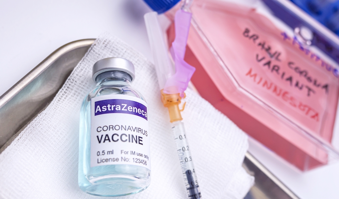 Científicos descubren la causa de los trombos de la vacuna AstraZeneca