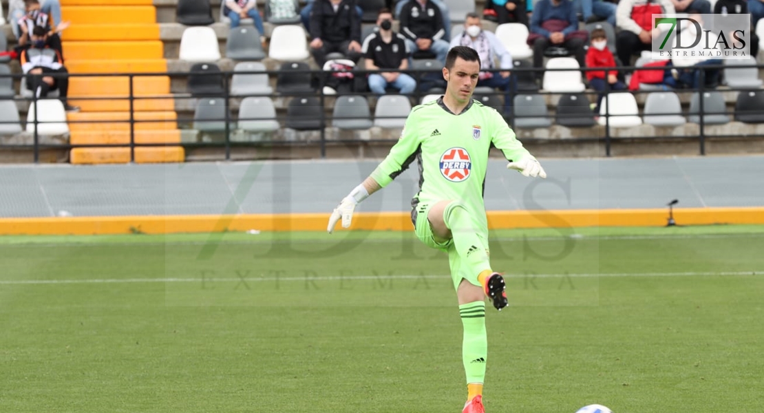 El Castilla de Raúl sucumbe ante el CD. Badajoz